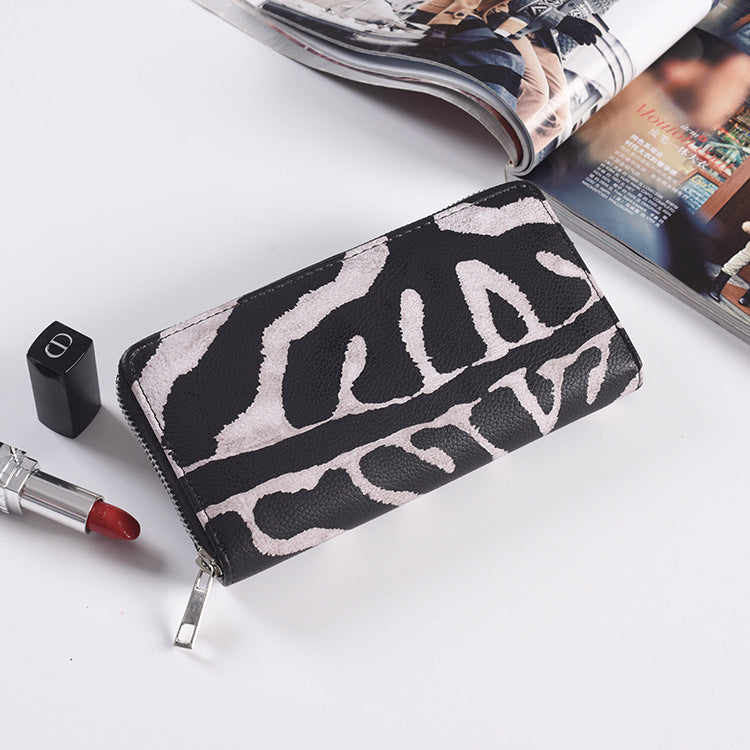 Fashion Long Zipper Women Wallets Bright Leather Black and White Wallet Prismatic Bag Flower Corner Clutch Bag Purse